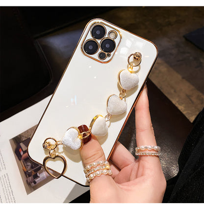 Luxury iPhone Case with Metal Chain Bracelet – Lens and Back Protection, Compatible with iPhone 14/13/12/11/XR/XS/X/8/7/SE, Heart-Shaped Design