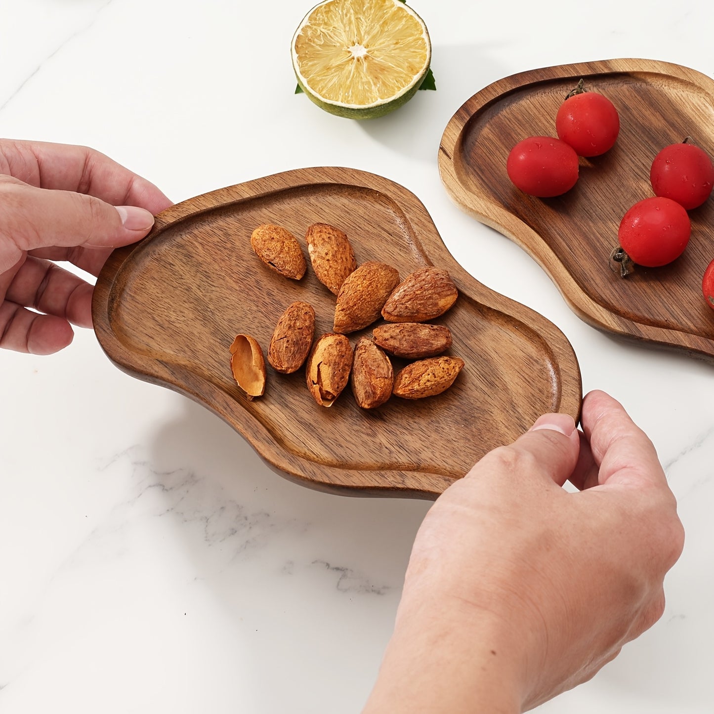 Bandeja em Madeira de Acácia – Formato Nuvem ou Amendoim, Resistente ao Calor, Ideal para Chá, Café, Sobremesas, Petiscos e Decoração | Perfeita para Natal e Ação de Graças