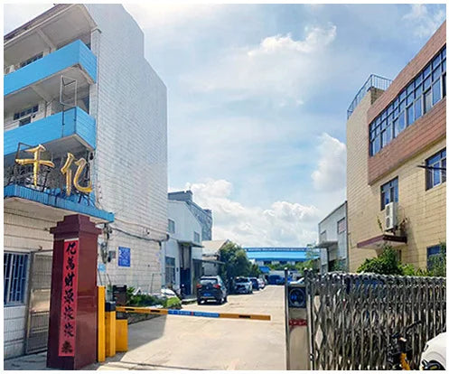 Cabide Acrílico Transparente com Gancho Metálico