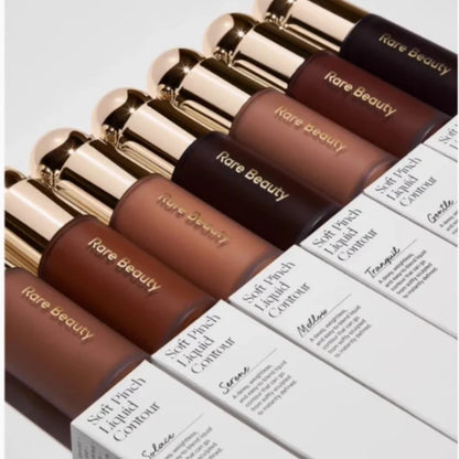 Rubor líquido de contorno en Rosy Brown: sombra de ojos facial hidratante, resistente al agua y voluminosa.