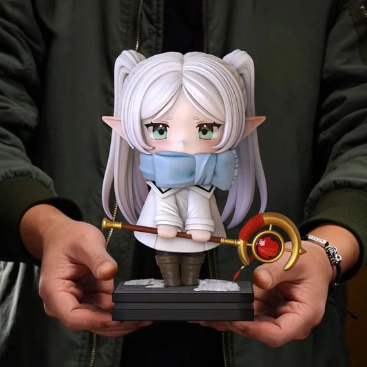 Figura Anime Lillian Roupa Inverno 18cm – Modelo Decorativo Artesanal Personagem Colecionável