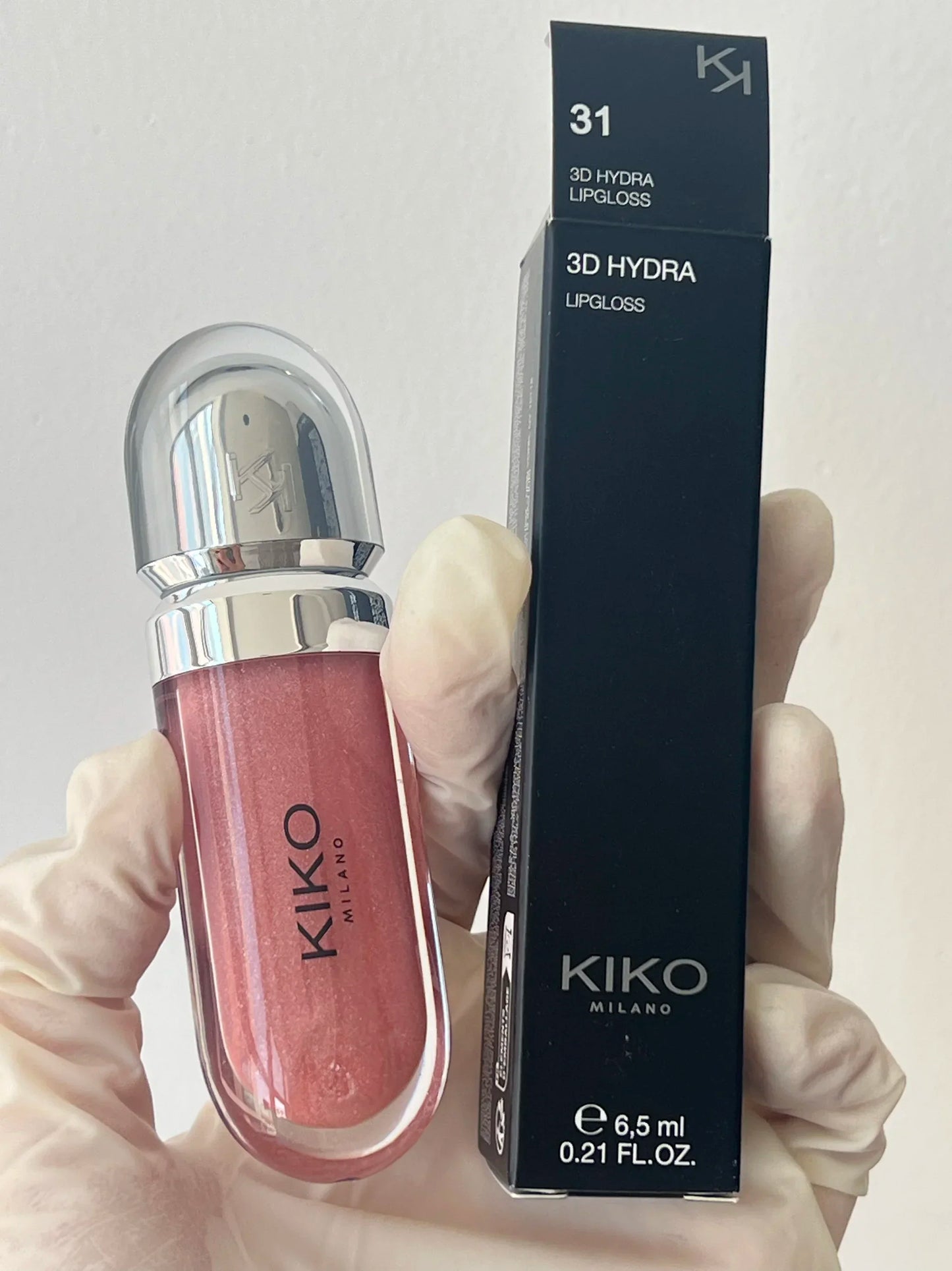 Brillo de labios KIKO 3D Hydra Mirror: brillante, perlado, voluminizador, intransferible