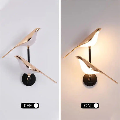 Arandela LED Pássaro Magpie Giratória 360° Dourada - Luminária Parede Nórdica para Quarto e Sala