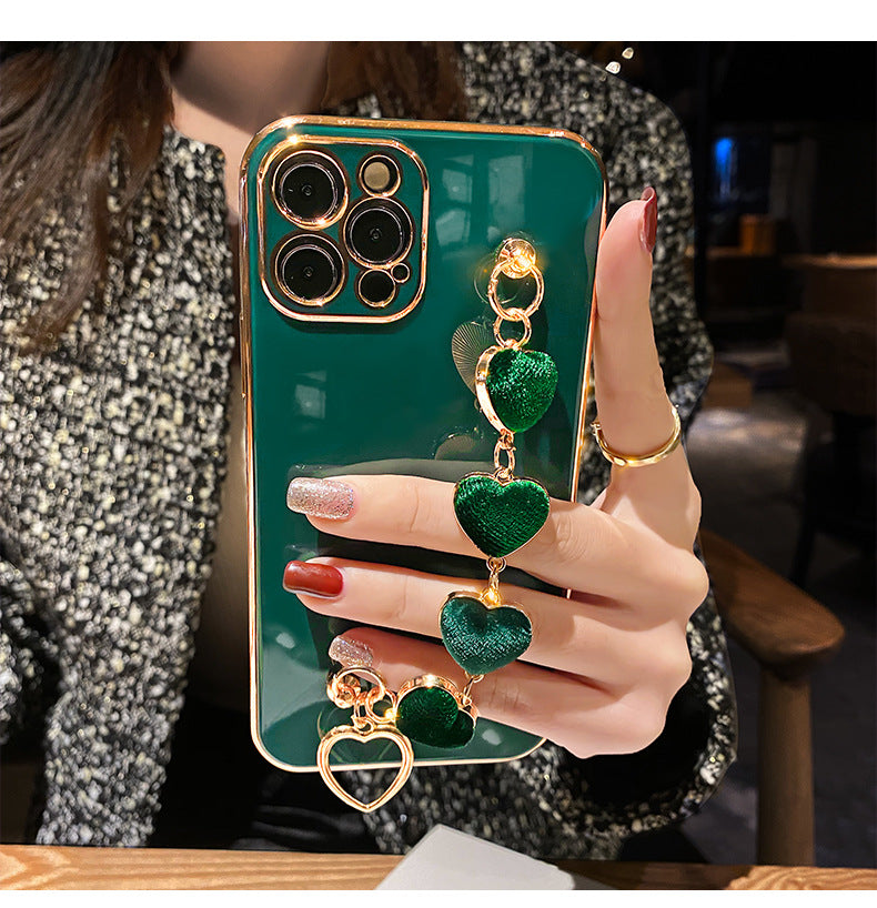 Luxury iPhone Case with Metal Chain Bracelet – Lens and Back Protection, Compatible with iPhone 14/13/12/11/XR/XS/X/8/7/SE, Heart-Shaped Design